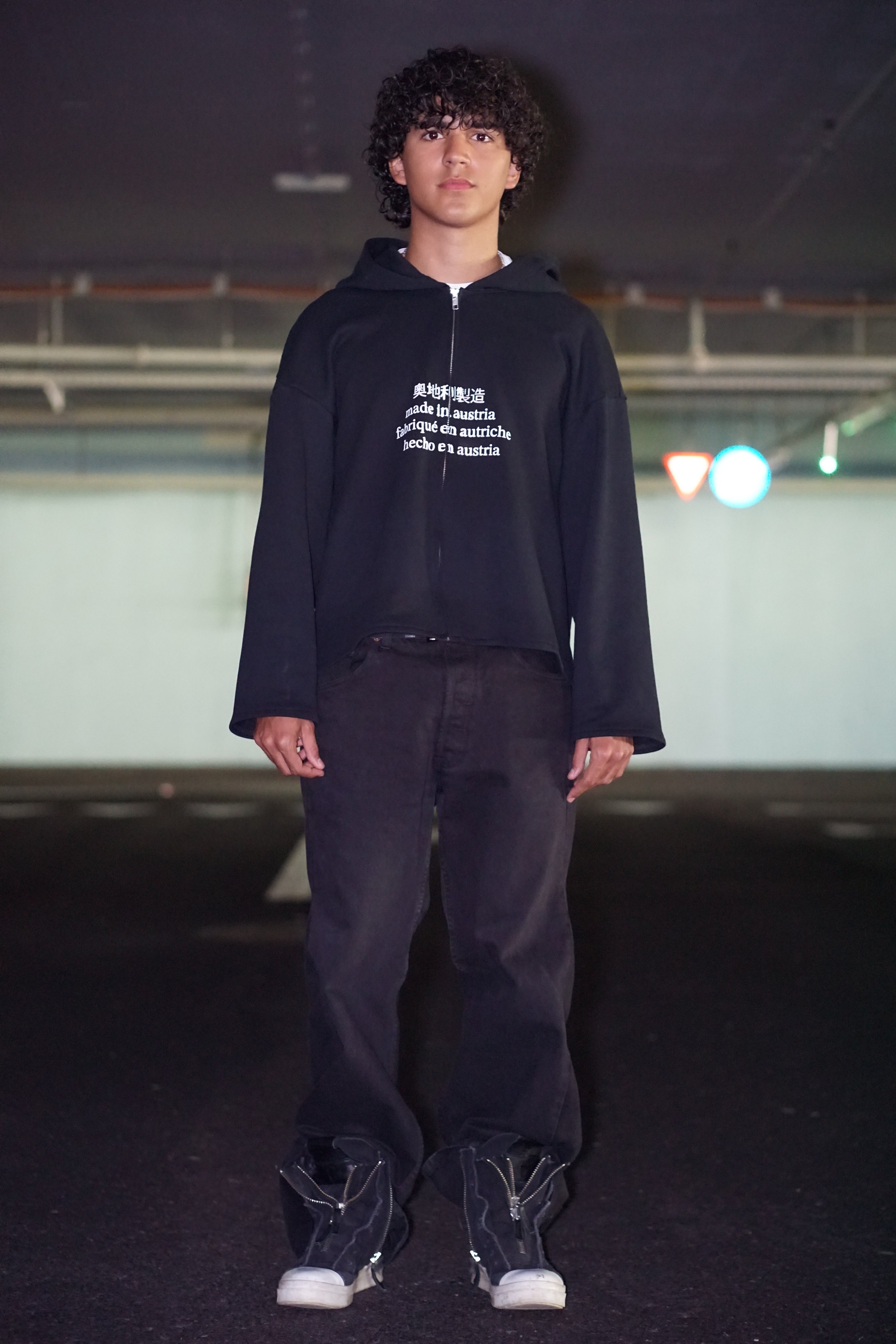 AUSTRIA ZIP-HOODIE