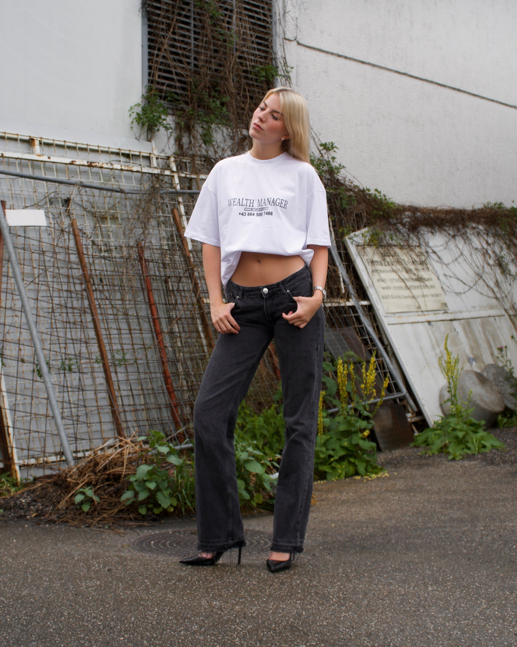 WEALTH MANAGER T-SHIRT
